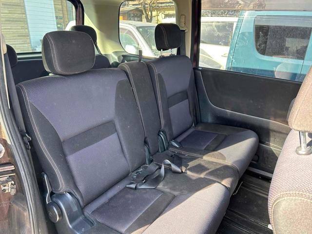 セレナ ハイウェイスター Vセレクション ETC ナビ 両側電動スライドドア HID スマートキー 電動格納ミラー 3列シート CVT アルミホイール 盗難防止システム 衝突安全ボディ ABS エアコン パワーステアリング パワーウィンドウ(22枚目)