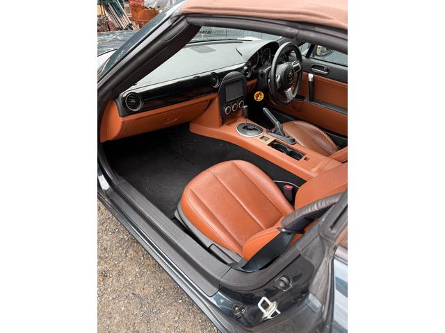 ロードスター ＶＳ　パドルシフト／ＲＡＹＳアルミ／ナビ／ＥＴＣ（20枚目）