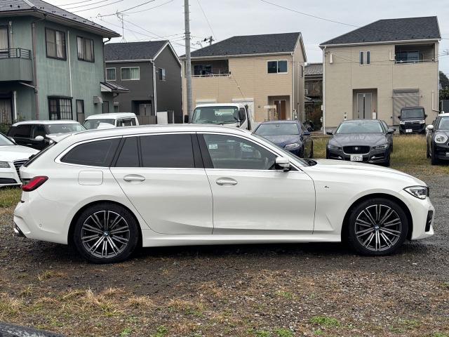 ３シリーズ ３２０ｉツーリング　Ｍスポーツ　レーザーライト装着車　後退アシスト　アクティブクルーズコントロール　三眼カメラ（7枚目）