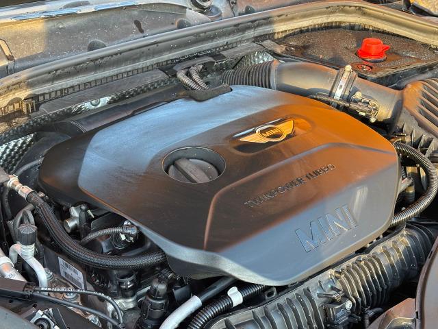 ＭＩＮＩ ジョンクーパーワークス　ジョンクーパーワークス（４名）　ワンオーナー　後ＰＤＣ　Ｂｌｕｅｔｏｏｔｈ接続　ナビ　ＬＥＤライト　バックモニター　盗難防止システム　ＨＤＤナビ　カーテンエアバッグ　ＵＳＢ　エアコン　オートライト（8枚目）