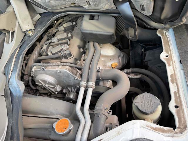 アトラストラック 　１．５ｔ平ボディ　ＡＴ　後輪ダブル　ＥＴＣ　電動格納ミラー　エアコン　パワーウィンドウ　Ｒ８．２まで車検あり（17枚目）