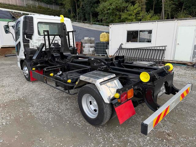 ファイター 　ＣＨＩＫＡＲＡアームロール　６ＭＴ　ドライブレコーダー　バックカメラ　予備検あり（Ｒ８．２．３まで）ＮＯｘ・ＰＭ適合車（5枚目）