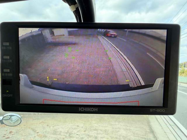 エルフトラック 　フジマイティー　５．１立米　連続巻き込み式パッカー車　６ＭＴ　３．５５ｔ　後輪ダブル　バックカメラ　アイドリングストップ　電動格納ミラー　エアコン　パワーウィンドウ　車検１年付き　ＮＯｘ・ＰＭ適合車（28枚目）