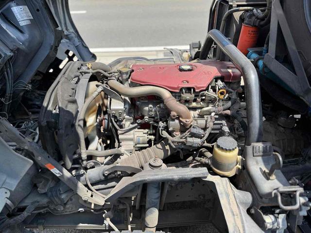 デュトロ 　極東プレス式パッカー車　４．３立米　５ＭＴ　２ｔ　後輪ダブル　電動格納ミラー　ＥＳＣ　１年車検付き　ＮＯｘ・ＰＭ適合車（34枚目）