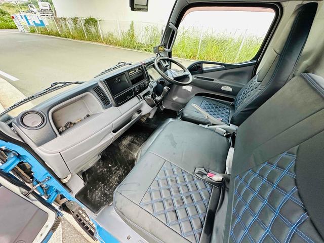 キャンター 　新明和プレス式パッカー車　４．３立米　５ＭＴ　２ｔ　後輪ダブル　キーレスエントリー　ＡＢＳ　ＥＳＣ　バックカメラ　１年車検付き　ＮＯｘ・ＰＭ適合車（14枚目）