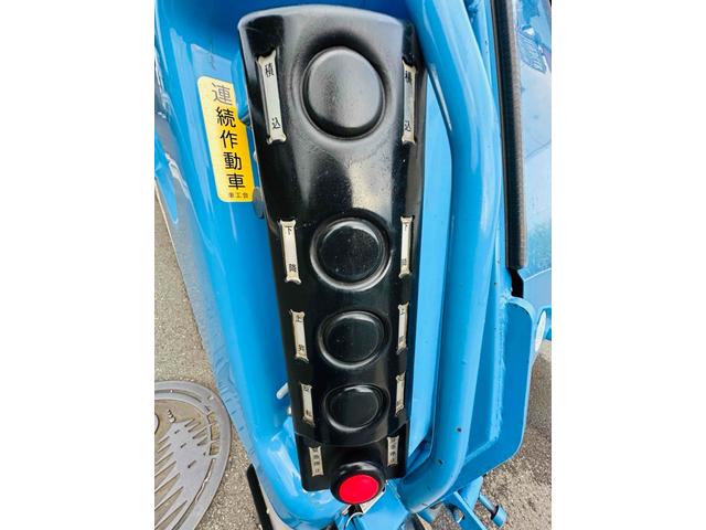 キャンター 　新明和プレス式パッカー車　４．３立米　５ＭＴ　２ｔ　後輪ダブル　キーレスエントリー　ＡＢＳ　ＥＳＣ　バックカメラ　１年車検付き　ＮＯｘ・ＰＭ適合車（28枚目）