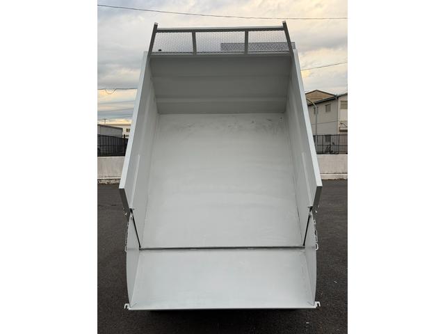 キャリイトラック ダンプ　４ＷＤ　ＭＴ　ＥＴＣ　エアコン　運転席エアバッグ　２年車検付き（18枚目）