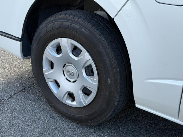 ハイエースバン スーパーＧＬ　ダークプライム　ＥＴＣ　ナビ　両側スライドドア　スマートキー　電動格納ミラー　ＡＴ　エアコン　パワーウィンドウ　運転席エアバッグ（26枚目）