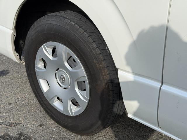 ハイエースバン スーパーＧＬ　ダークプライム　ＥＴＣ　ナビ　両側スライドドア　スマートキー　電動格納ミラー　ＡＴ　エアコン　パワーウィンドウ　運転席エアバッグ（29枚目）