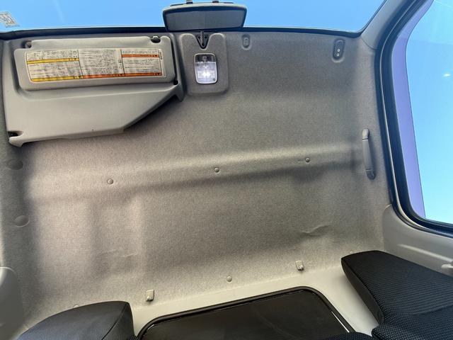 キャンター TADANO4段クレーン平ボディ フックイン ラジコン付き 容量2.63t 5MT 2t バックカメラ 1年車検付き NOx・PM適合車(34枚目)