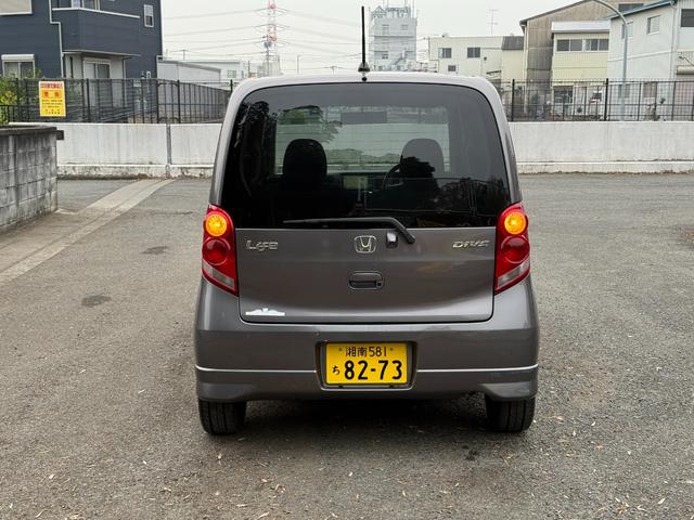 ライフ ディーバ　バックカメラ　ナビ　スマートキー　電動格納ミラー　ベンチシート　ＡＴ　盗難防止システム　ＡＢＳ　衝突安全ボディ　エアコン　パワーステアリング　パワーウィンドウ（7枚目）