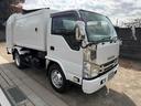 エルフトラック 　フジマイティー　５．１立米　連続巻き込み式パッカー車　６ＭＴ　３．５５ｔ　後輪ダブル　バックカメラ　アイドリングストップ　電動格納ミラー　エアコン　パワーウィンドウ　車検１年付き　ＮＯｘ・ＰＭ適合車（2枚目）