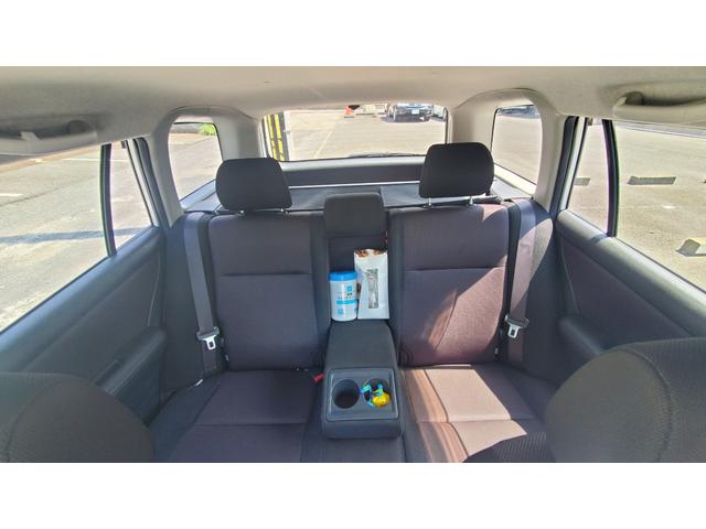 カローラフィールダー Ｚエアロツアラー　アルミホイール　ＨＩＤ　キーレスエントリー　ＭＴ　衝突安全ボディ　ＡＢＳ　エアコン　パワーステアリング　パワーウィンドウ（6枚目）