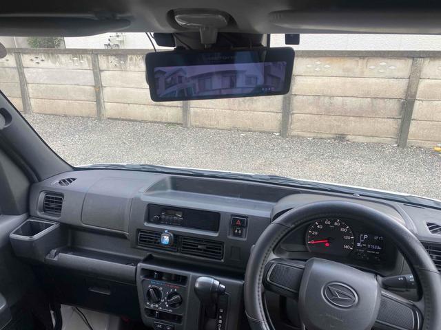 ハイゼットカーゴ AT 衝突被害軽減システム クリアランスソナー 両側スライドドア アイドリングストップ オートライト ESC エアコン パワーウィンドウ 運転席エアバッグ(10枚目)