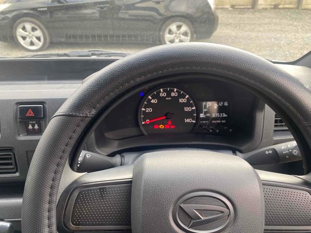 ハイゼットカーゴ AT 衝突被害軽減システム クリアランスソナー 両側スライドドア アイドリングストップ オートライト ESC エアコン パワーウィンドウ 運転席エアバッグ(12枚目)