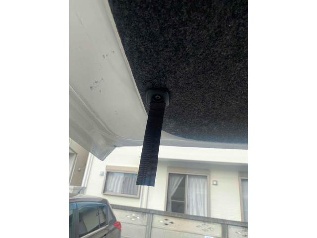 ハイゼットカーゴ AT 衝突被害軽減システム クリアランスソナー 両側スライドドア アイドリングストップ オートライト ESC エアコン パワーウィンドウ 運転席エアバッグ(18枚目)