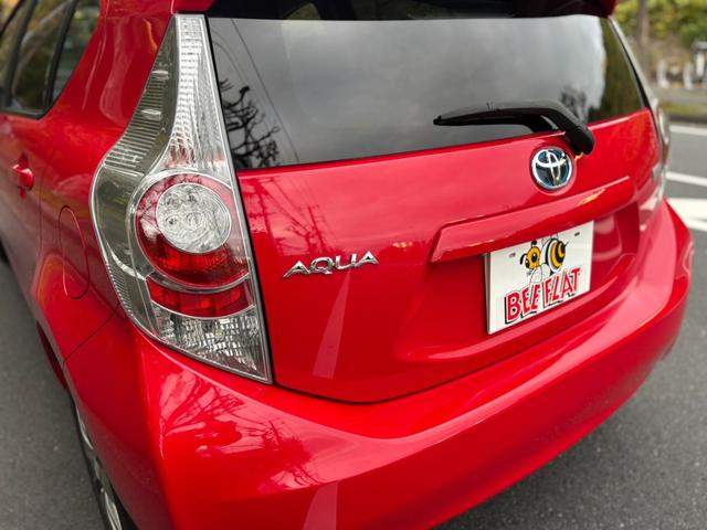 アクア Ｓ　ナビ　ＴＶ　ＡＷ　Ｂｌｕｅｔｏｏｔｈ　格納ミラー　オートライト　スマートキー（12枚目）