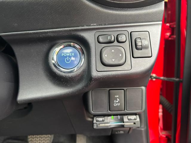 アクア Ｓ　ナビ　ＴＶ　ＡＷ　Ｂｌｕｅｔｏｏｔｈ　格納ミラー　オートライト　スマートキー（36枚目）