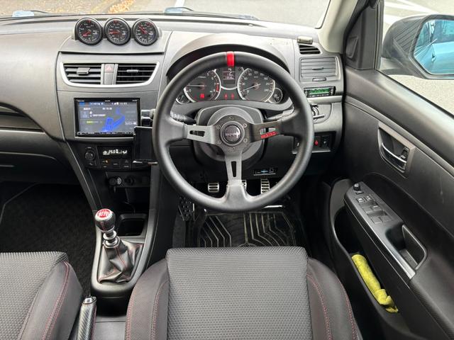 スイフトスポーツ ベースグレード ワンオーナー TEIN車高調 社外マフラー 追加メーター 即サーキット可 純正パーツ全てあり 詳細はお問合せ下さい(50枚目)