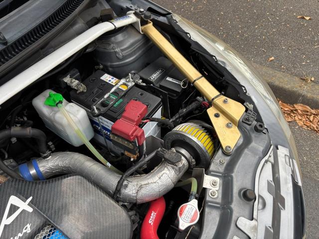 スイフトスポーツ ベースグレード ワンオーナー TEIN車高調 社外マフラー 追加メーター 即サーキット可 純正パーツ全てあり 詳細はお問合せ下さい(71枚目)