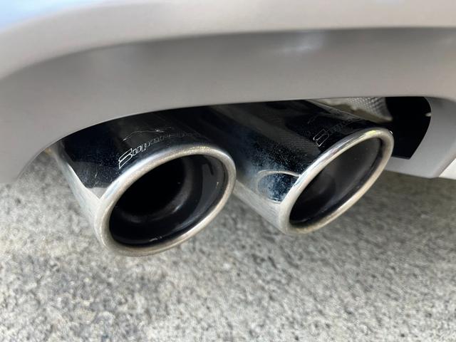 Ｓ５カブリオレ ベースグレード　アシスタンスＰＫＧ　スーパースプリントマフラー　Ｈ＆Ｒダウンサス　走行１．８万Ｋｍ　ディーラー記録簿　赤／黒レザーシート　Ｂａｎｇ＆Ｏｌｕｆｓｅｎサウンド　赤幌　ナビフルセグＴＶ　Ｂｌｕｅｔｏｏｔｈ（4枚目）