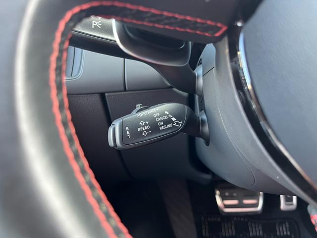 Ｓ５カブリオレ ベースグレード　アシスタンスＰＫＧ　スーパースプリントマフラー　Ｈ＆Ｒダウンサス　走行１．８万Ｋｍ　ディーラー記録簿　赤／黒レザーシート　Ｂａｎｇ＆Ｏｌｕｆｓｅｎサウンド　赤幌　ナビフルセグＴＶ　Ｂｌｕｅｔｏｏｔｈ（14枚目）