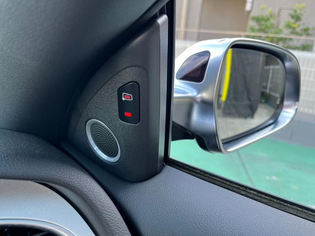 Ｓ５カブリオレ ベースグレード　アシスタンスＰＫＧ　スーパースプリントマフラー　Ｈ＆Ｒダウンサス　走行１．８万Ｋｍ　ディーラー記録簿　赤／黒レザーシート　Ｂａｎｇ＆Ｏｌｕｆｓｅｎサウンド　赤幌　ナビフルセグＴＶ　Ｂｌｕｅｔｏｏｔｈ（24枚目）