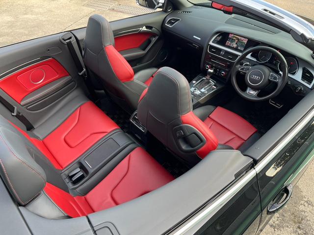 Ｓ５カブリオレ ベースグレード　アシスタンスＰＫＧ　スーパースプリントマフラー　Ｈ＆Ｒダウンサス　走行１．８万Ｋｍ　ディーラー記録簿　赤／黒レザーシート　Ｂａｎｇ＆Ｏｌｕｆｓｅｎサウンド　赤幌　ナビフルセグＴＶ　Ｂｌｕｅｔｏｏｔｈ（25枚目）