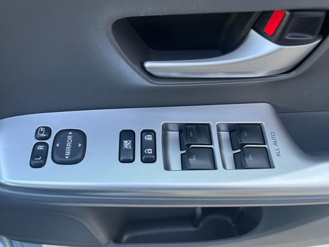 プリウスアルファ Sツーリングセレクション 社外9インチナビ・フルセグTV/Bluetooth/LEDヘッドライト/Bカメラ/ドラレコ/TRD18inAW/モデリスタスポイラー/TRDドアスタビライザー/ビルトインETC(22枚目)