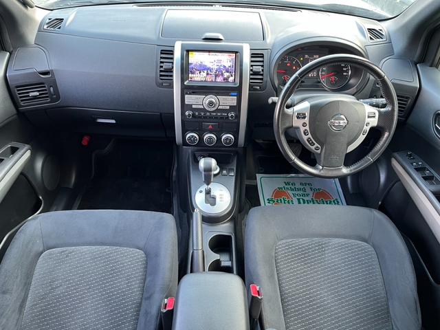 エクストレイル ２０ＧＴ　ディーゼルターボ４ＷＤ　フルセグＴＶナビ・Ｂｌｕｅｔｏｏｔｈ・ＥＴＣ・クルーズコントロール・バック／サイドカメラ・純正１８インチＡＷ（11枚目）