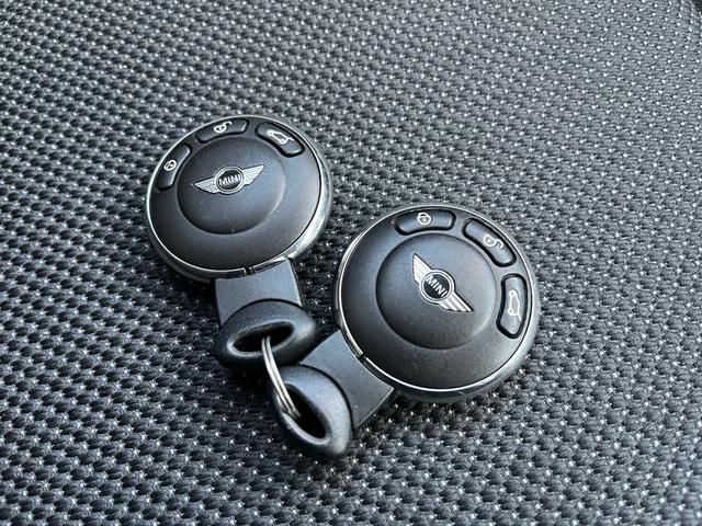 MINI クーパーD クロスオーバー クーパーD 後期 クロスオーバー(5名)ALL4エクステリア 17インチAW ミントパッケージ ETC(24枚目)