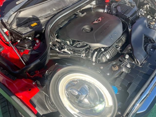 MINI クーパーS クラブマン クーパーS クラブマン REMUSマフラー バルブコントロール BILSTEIN車高調 RACECHIPサブコン 17inネットスポークブラックAW 前後ドラレコ ミシュランP・Sport5 禁煙車(11枚目)