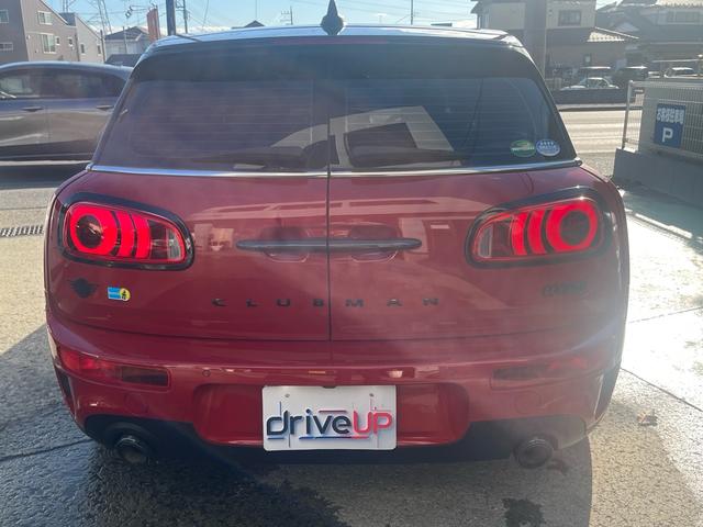 MINI クーパーS クラブマン クーパーS クラブマン REMUSマフラー バルブコントロール BILSTEIN車高調 RACECHIPサブコン 17inネットスポークブラックAW 前後ドラレコ ミシュランP・Sport5 禁煙車(24枚目)