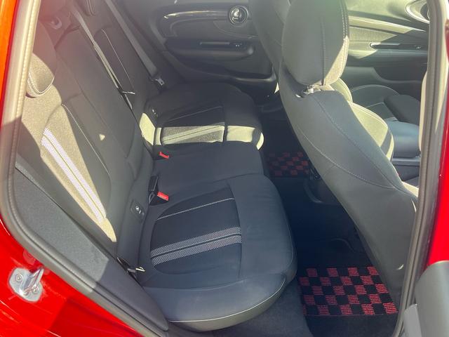 MINI クーパーS クラブマン クーパーS クラブマン REMUSマフラー バルブコントロール BILSTEIN車高調 RACECHIPサブコン 17inネットスポークブラックAW 前後ドラレコ ミシュランP・Sport5 禁煙車(33枚目)