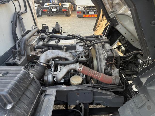 フォワード 　冷蔵冷凍車　東プレ－３０℃　サイドドア　集中ドアロック（3枚目）