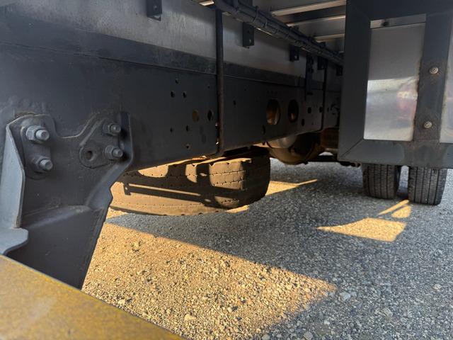 フォワード 　冷蔵冷凍車　東プレ－３０℃　サイドドア　集中ドアロック（56枚目）