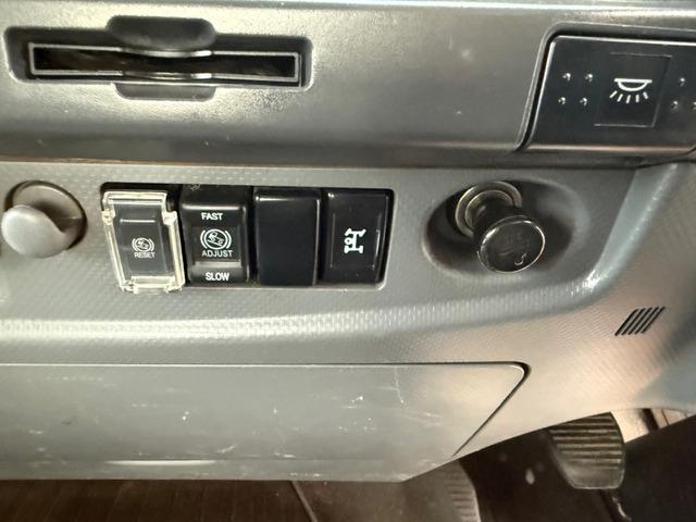 フォワード 　ダンプ　積載量３８５０ｋｇ（2枚目）