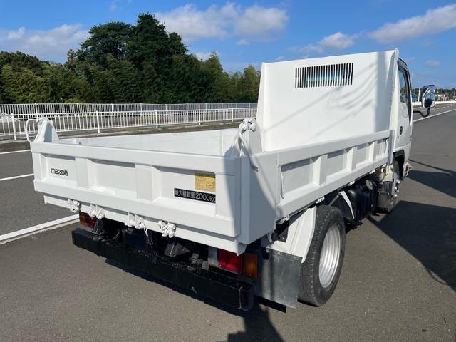 タイタントラック フルワイドロー　新明和製２ｔダンプ　４ナンバー　後輪ダブル（8枚目）