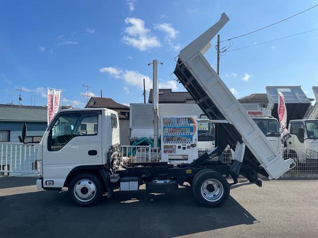 タイタントラック フルワイドロー　新明和製２ｔダンプ　４ナンバー　後輪ダブル（11枚目）