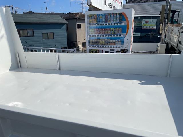 タイタントラック フルワイドロー　新明和製２ｔダンプ　４ナンバー　後輪ダブル（24枚目）