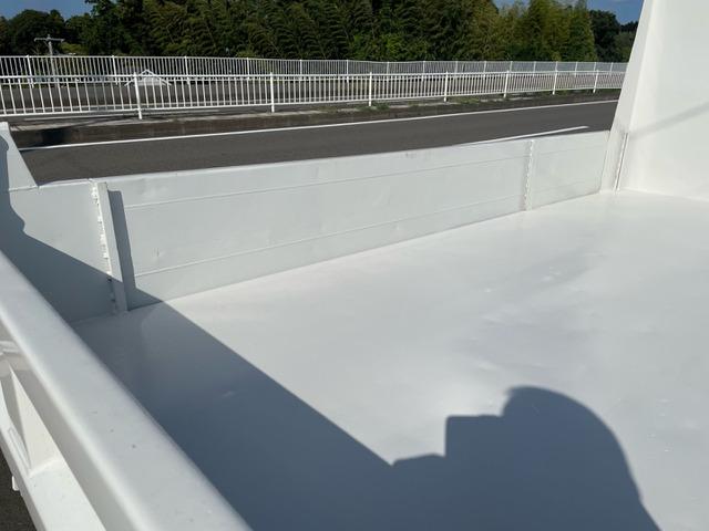 タイタントラック フルワイドロー　新明和製２ｔダンプ　４ナンバー　後輪ダブル（26枚目）