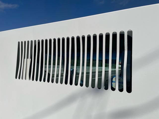 タイタントラック フルワイドロー　新明和製２ｔダンプ　４ナンバー　後輪ダブル（28枚目）