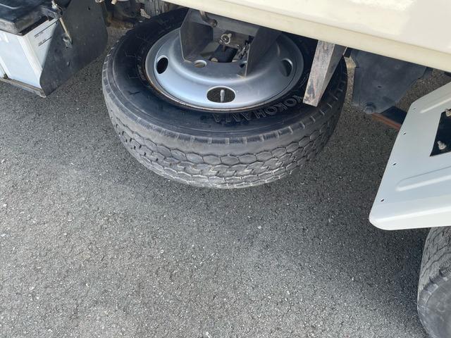 タイタントラック フルワイドロー　新明和製２ｔダンプ　４ナンバー　後輪ダブル（37枚目）