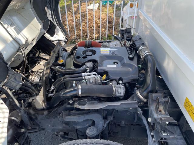 タイタントラック フルワイドロー　新明和製２ｔダンプ　４ナンバー　後輪ダブル（38枚目）