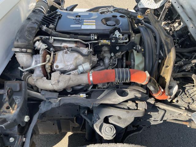 タイタントラック フルワイドロー　新明和製２ｔダンプ　４ナンバー　後輪ダブル（39枚目）