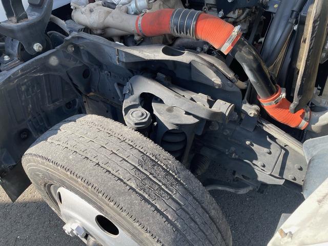 タイタントラック フルワイドロー　新明和製２ｔダンプ　４ナンバー　後輪ダブル（42枚目）