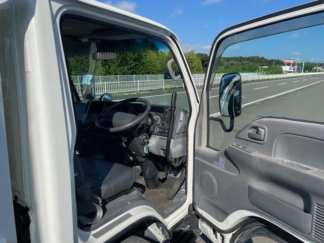 タイタントラック フルワイドロー　新明和製２ｔダンプ　４ナンバー　後輪ダブル（46枚目）