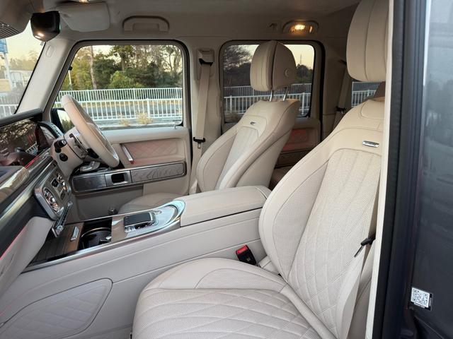 Ｇクラス Ｇ６３ナイトエディションＩＩ　カスタムオーダー車、日本限定１台（24枚目）