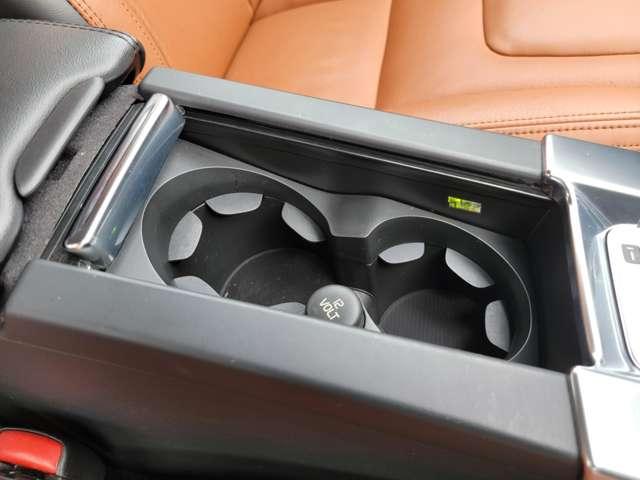 Ｖ６０ ＤＲＩＶｅ　ワンオーナー・クルコン・ナビ・Ｂカメラ（15枚目）