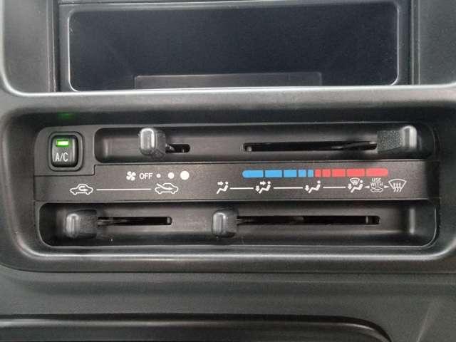 ハイゼットトラック スペシャル　３方開　５速マニュアル・エアコン・パワステ（15枚目）